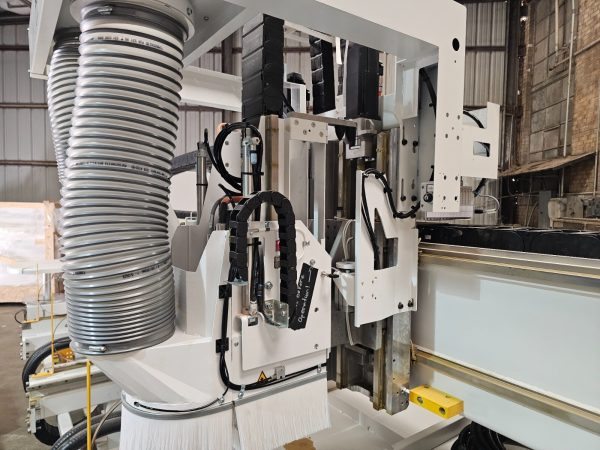 HOMAG CENTATEQ T-300 CNC ROUTER - Image 4