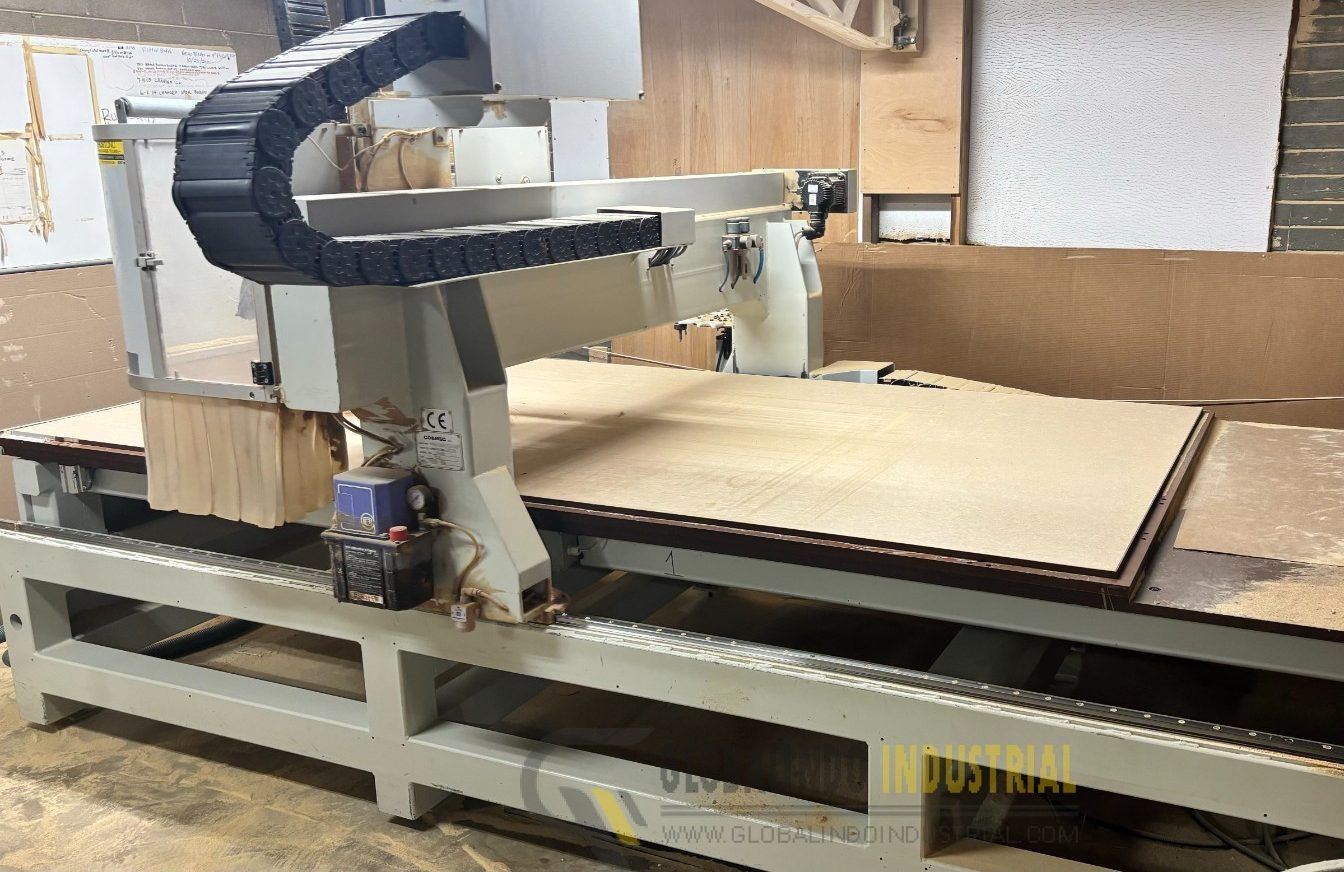 Cosmec 5 x 10 cnc router