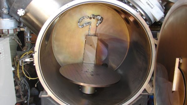 Ion implanter, Vacume Chamber - Image 2