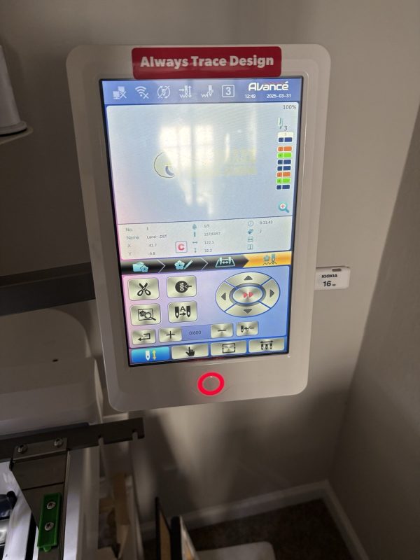 Avance 1501C Embroidery Machine - Image 3