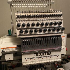 Marquee 2001Single-head commercial embroidery machine