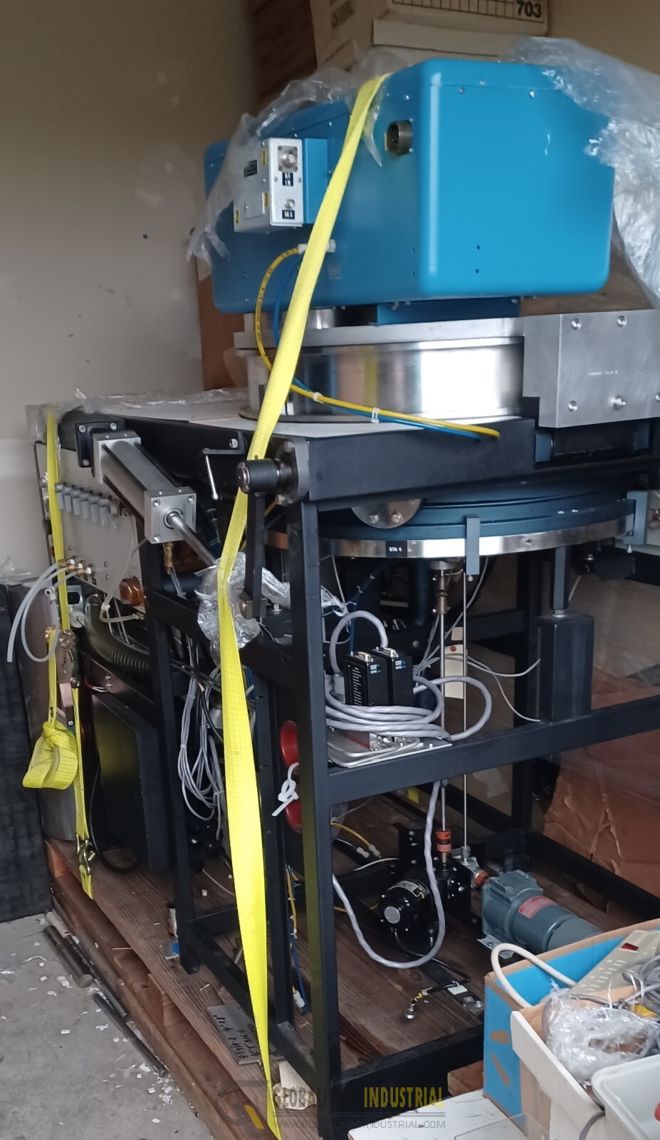 CVC Products Inc AST-601 Vacuum Sputter Deposition System Parts only - Image 3