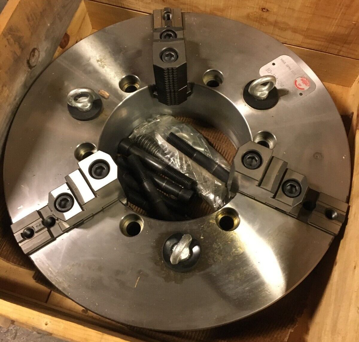 Cushman 24 3-Jaw Self-Centering, Heavy Duty Lathe Chuck, A15 Mount